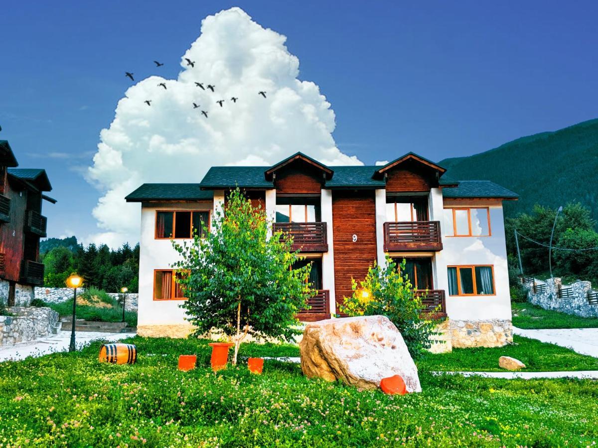 Hotel Banguriani Mestia Extérieur photo