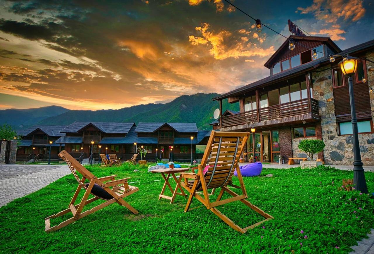 Hotel Banguriani Mestia Extérieur photo