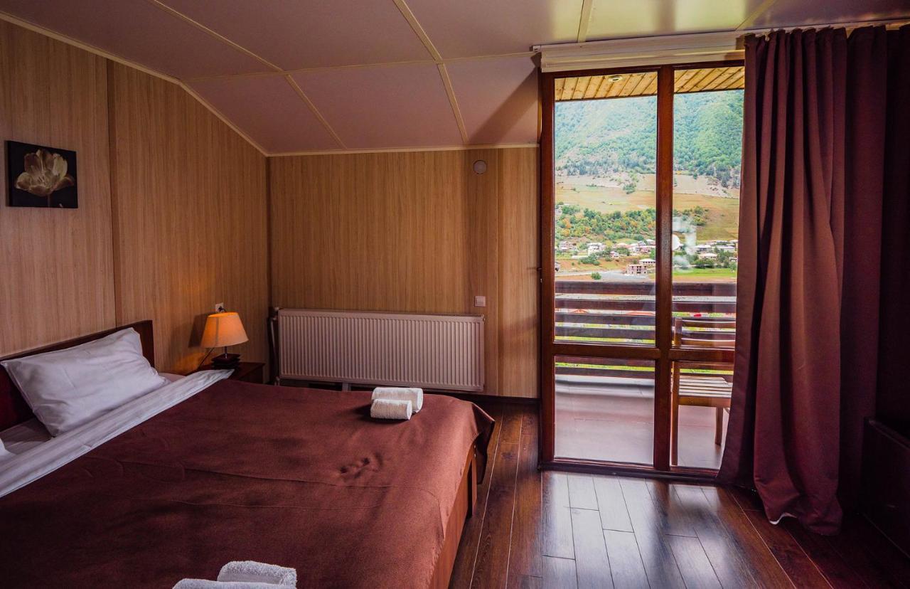 Hotel Banguriani Mestia Extérieur photo