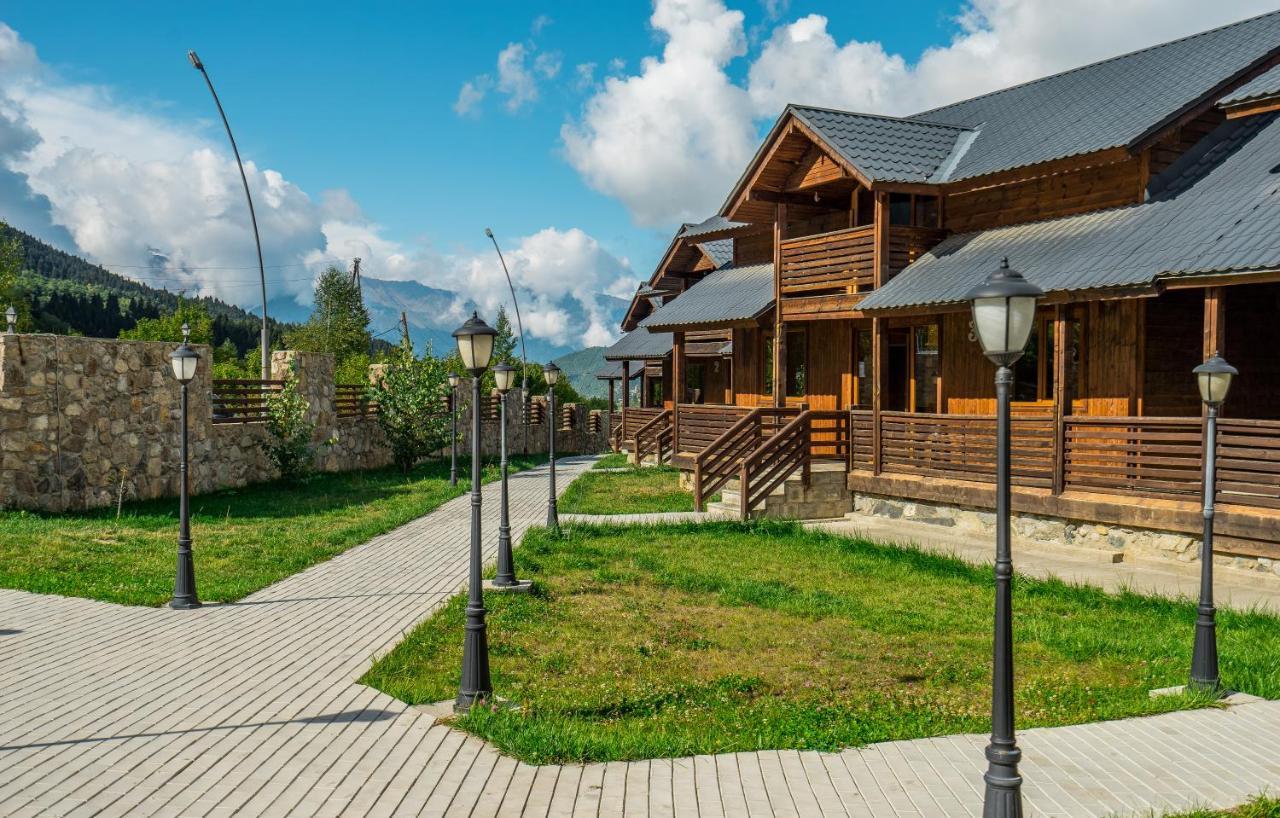 Hotel Banguriani Mestia Extérieur photo