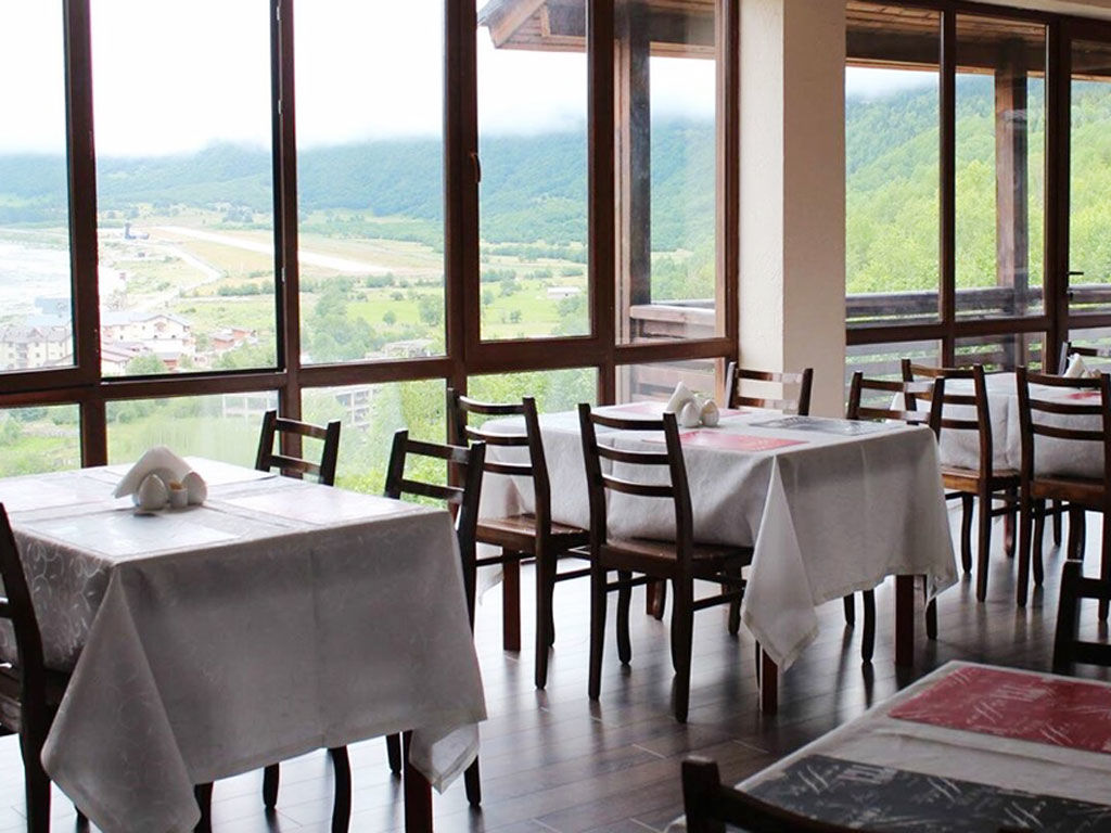 Hotel Banguriani Mestia Extérieur photo