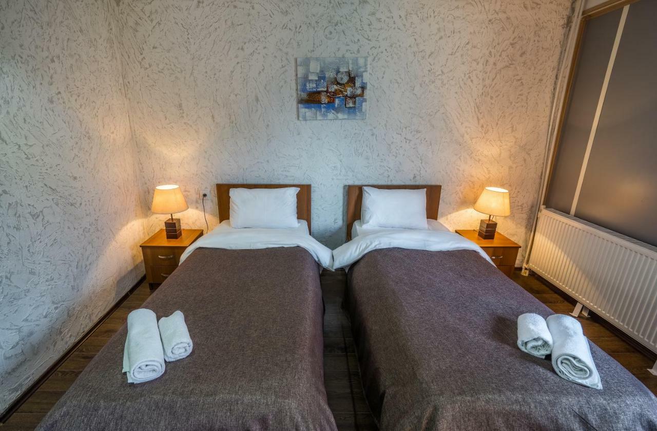 Hotel Banguriani Mestia Extérieur photo